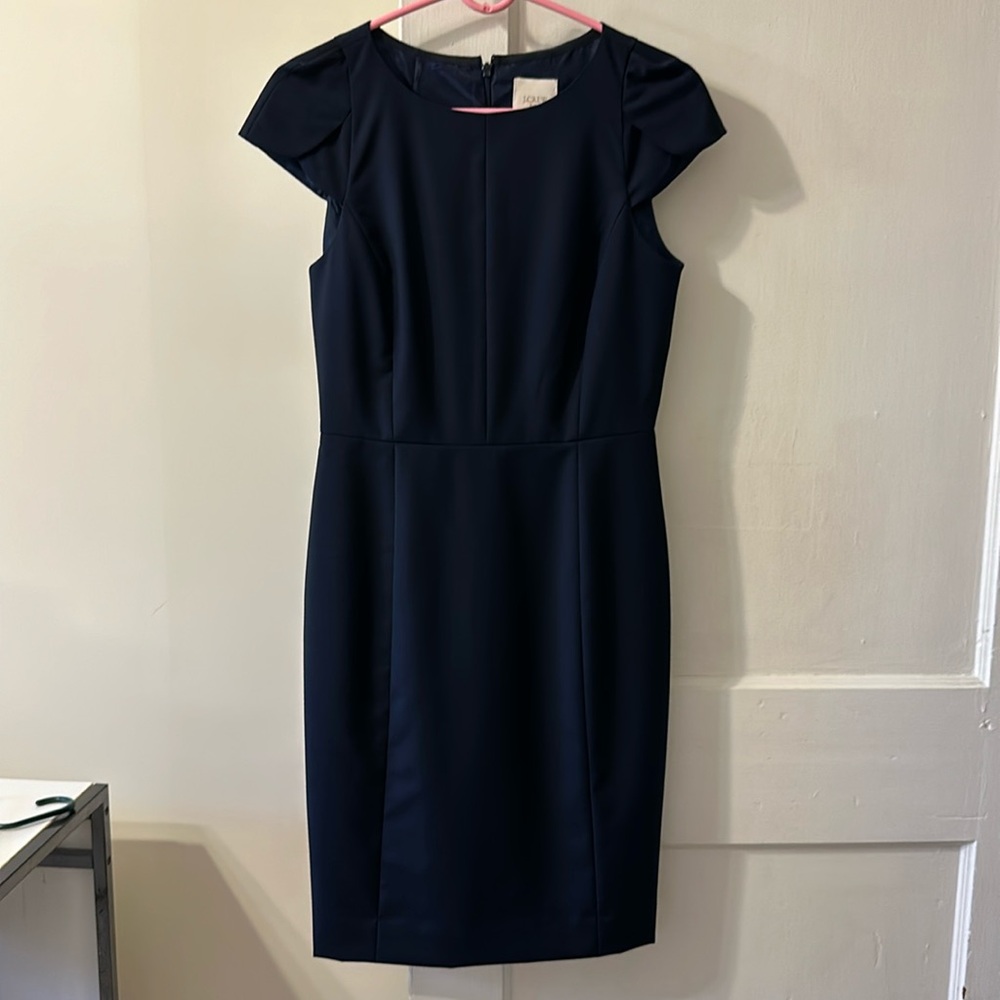 Excellent condition J crew navy blue suite dress in size 2